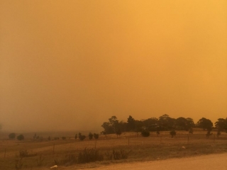 Braidwood Fire, thick smoke covers the landscape